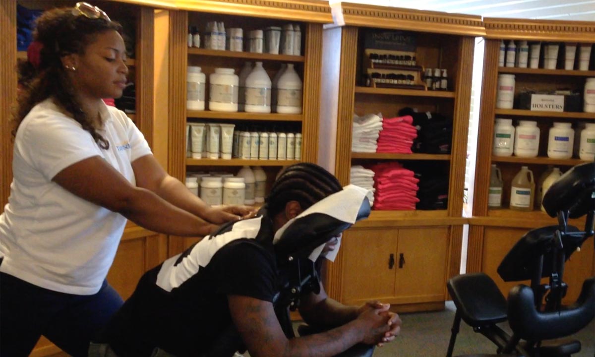 Chair Massage Can Enhance Your Work Life Atlanta School Of Massage